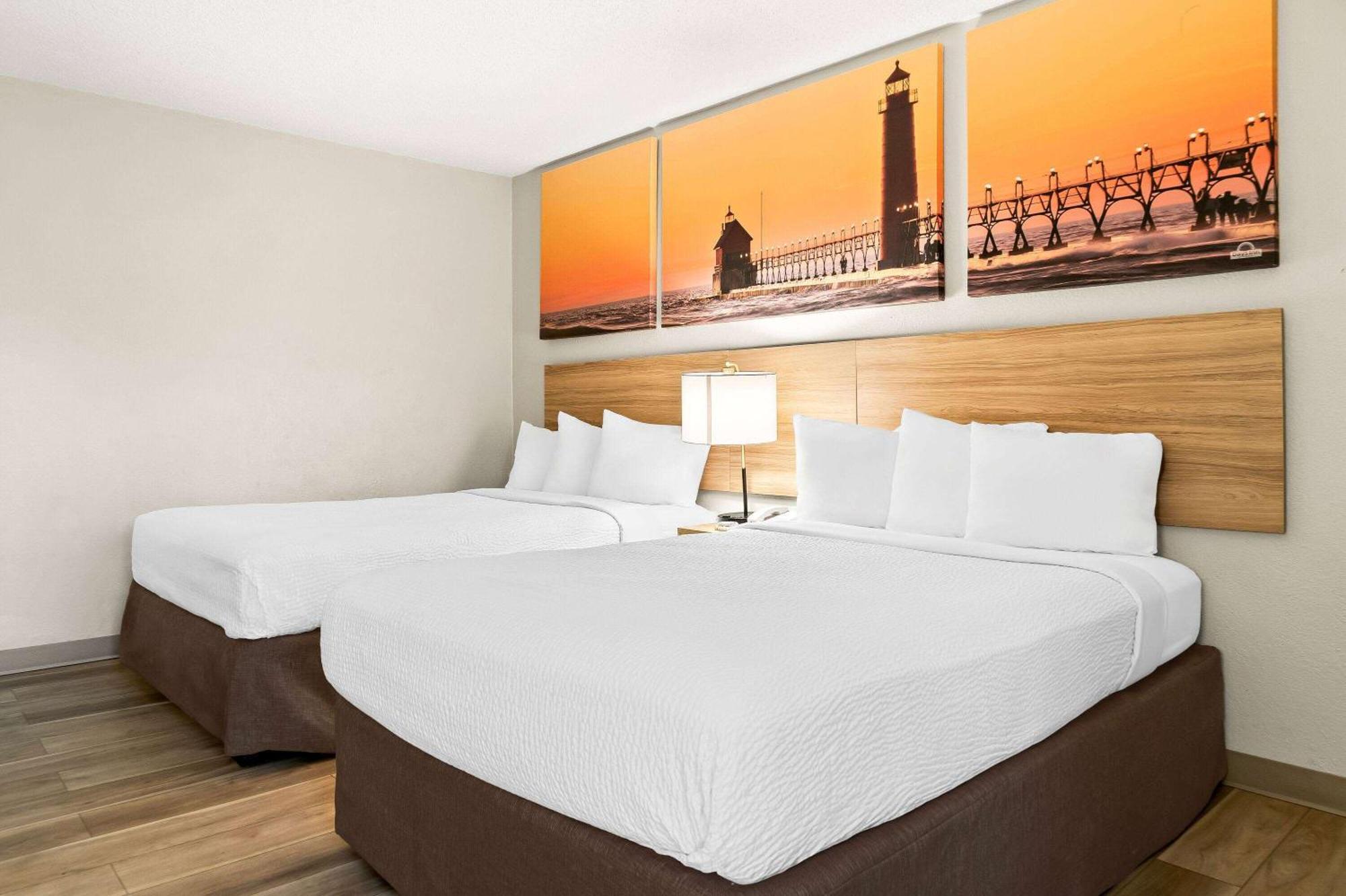 Days Inn & Suites By Wyndham Warren Zewnętrze zdjęcie
