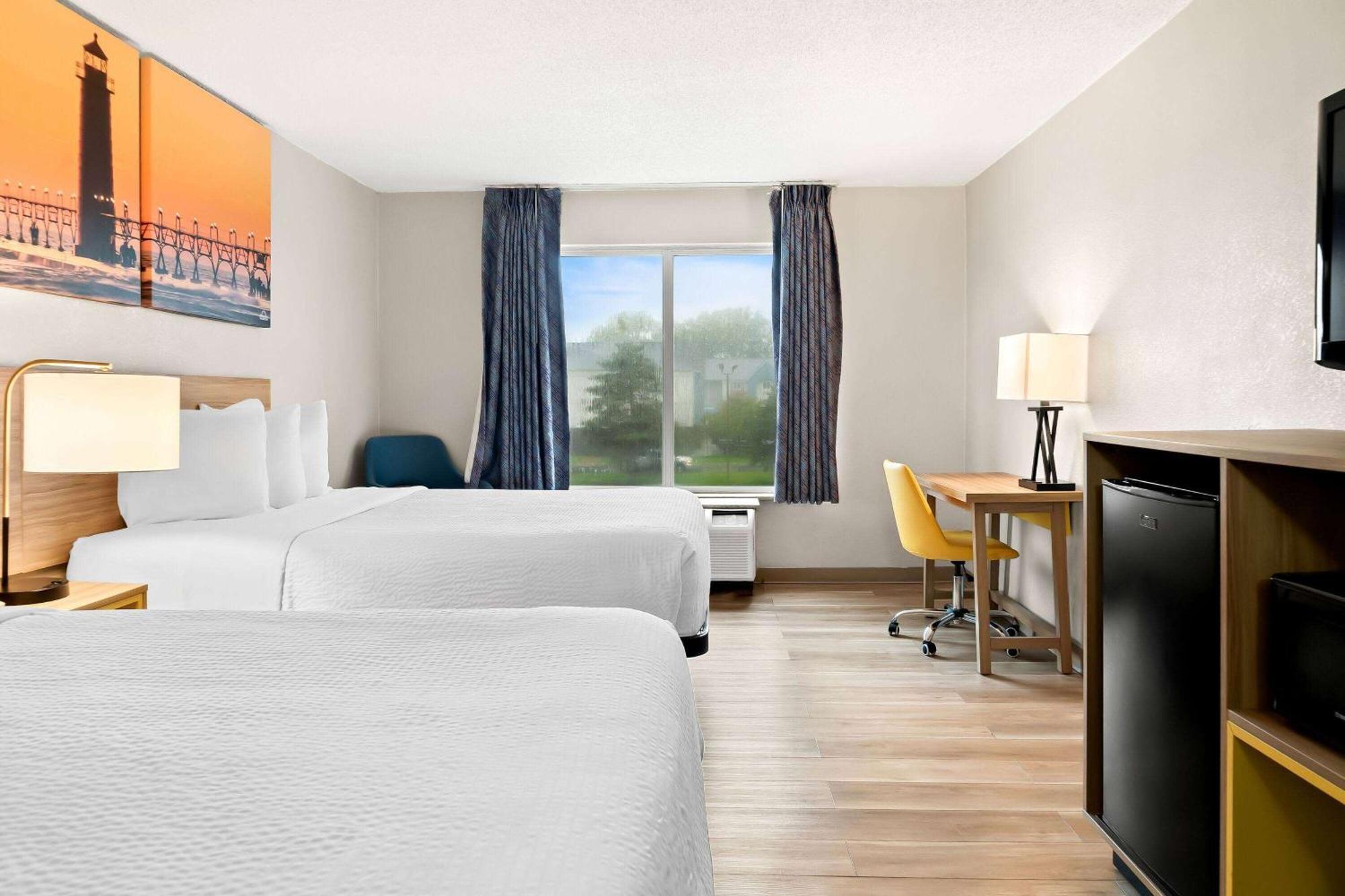 Days Inn & Suites By Wyndham Warren Zewnętrze zdjęcie