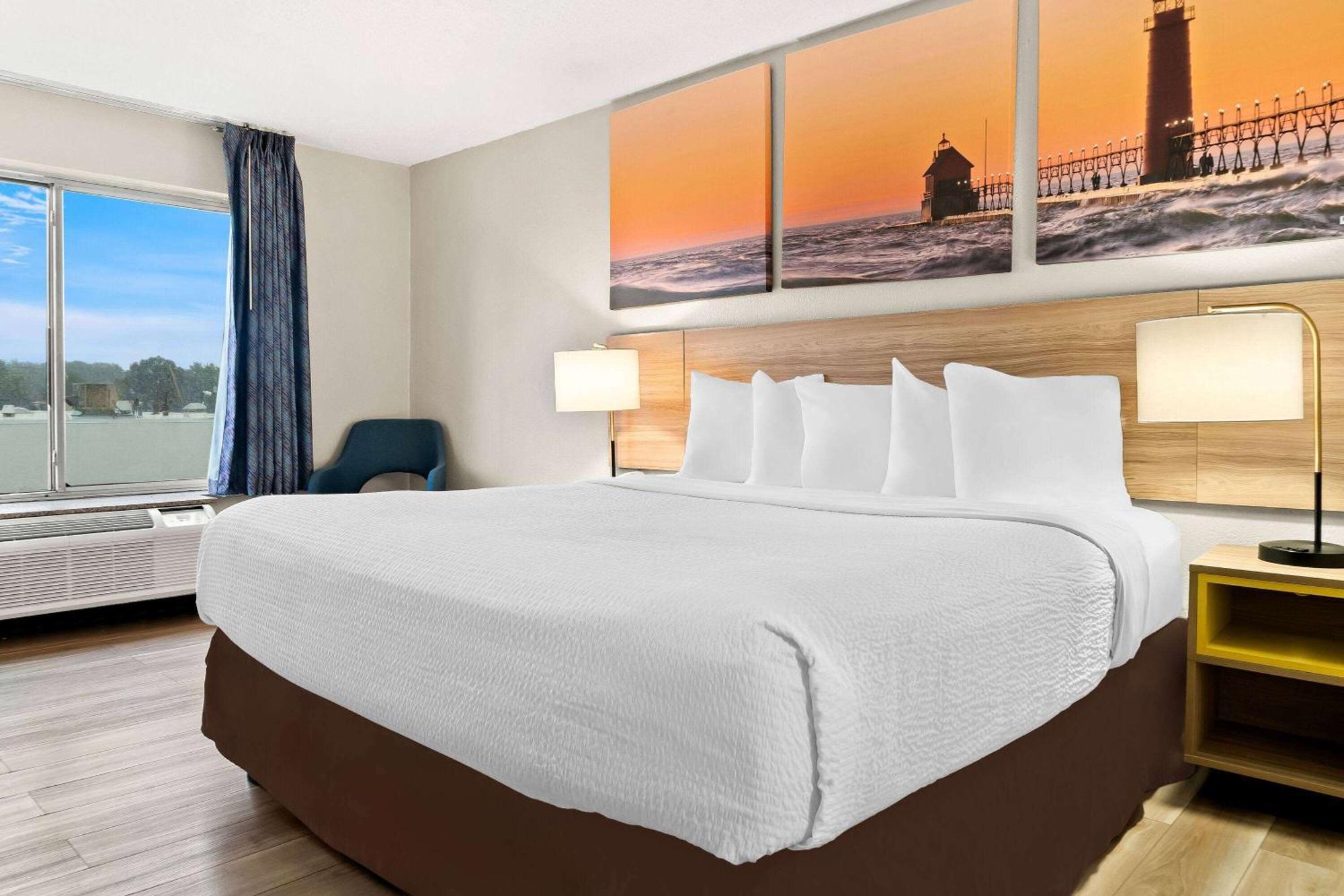 Days Inn & Suites By Wyndham Warren Zewnętrze zdjęcie